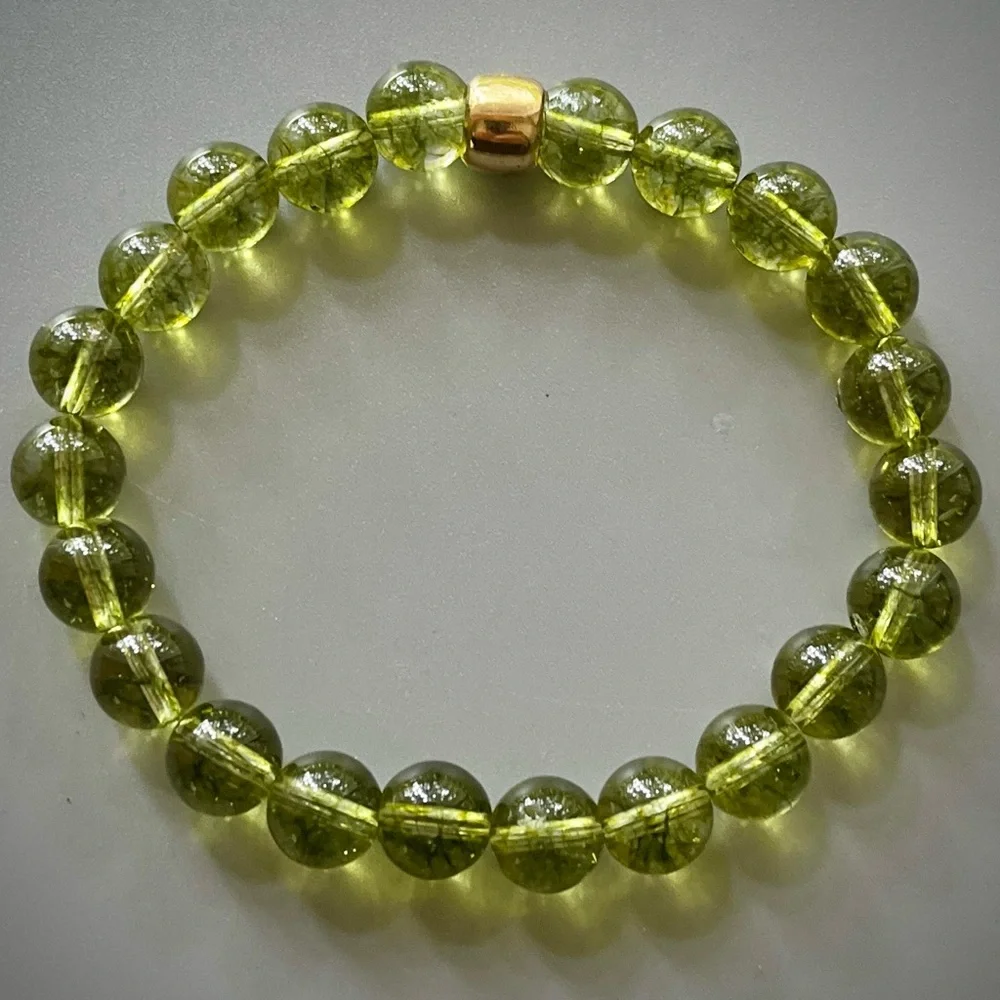 Green Peridot Handcrafted Bead Bracelet - Picture 5 of 5